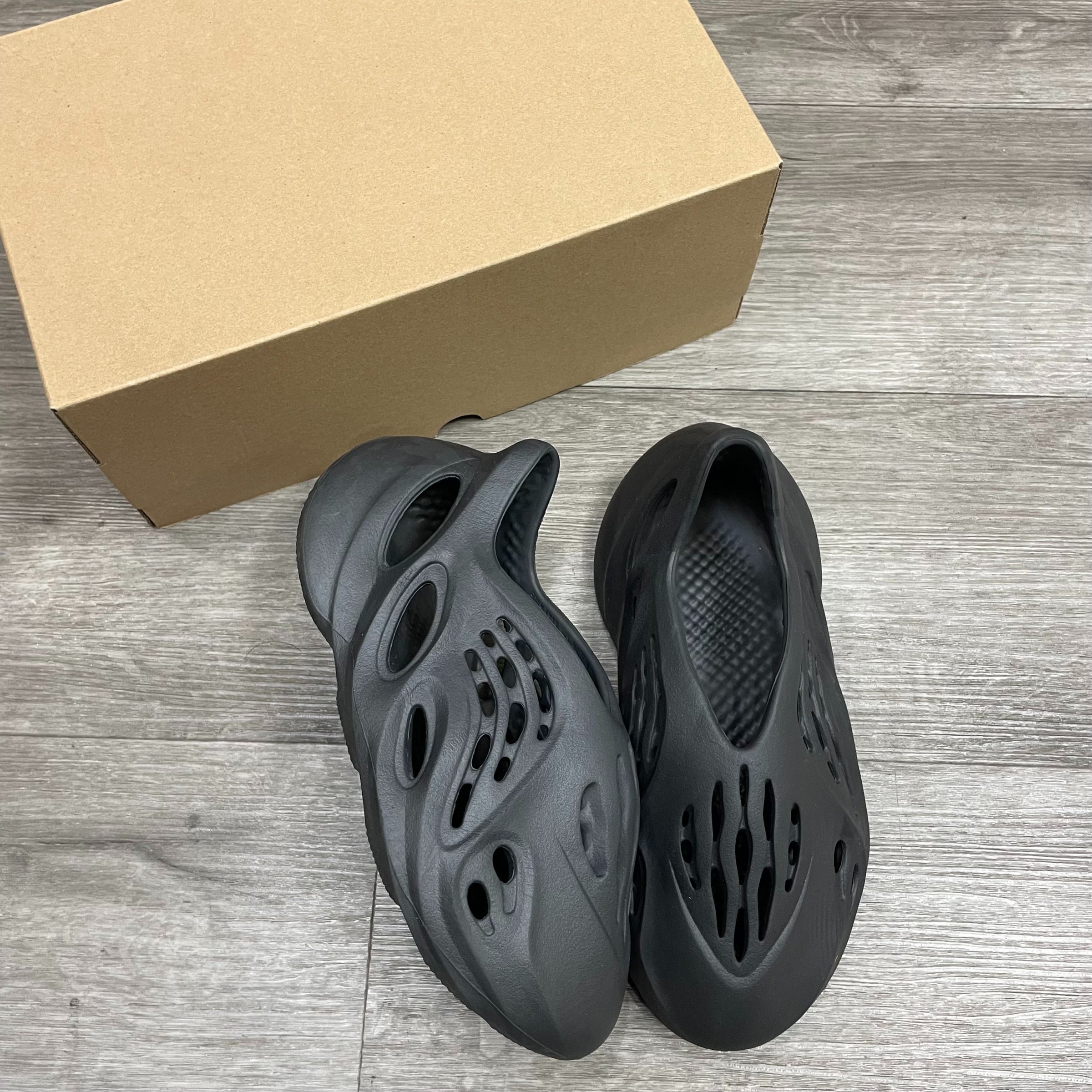 adidas gazelle silver green womens Yeezy Boost 700 Utility Black Mens Lifestyle Shoe