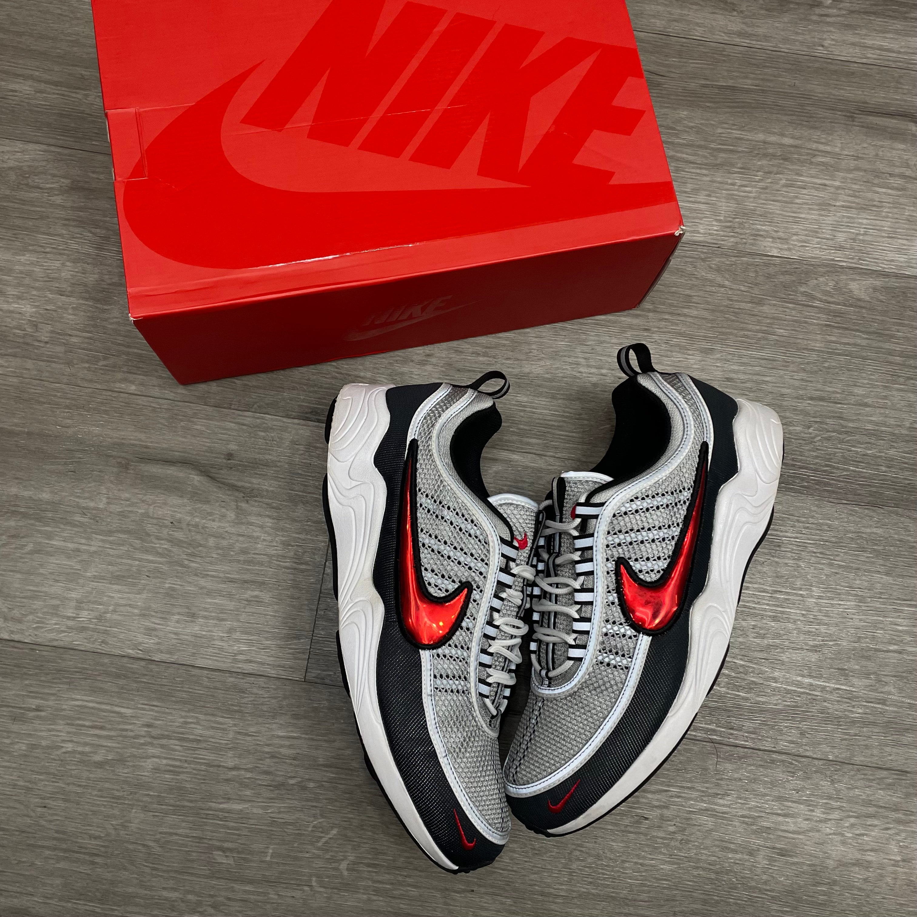 nike spiridon size 13