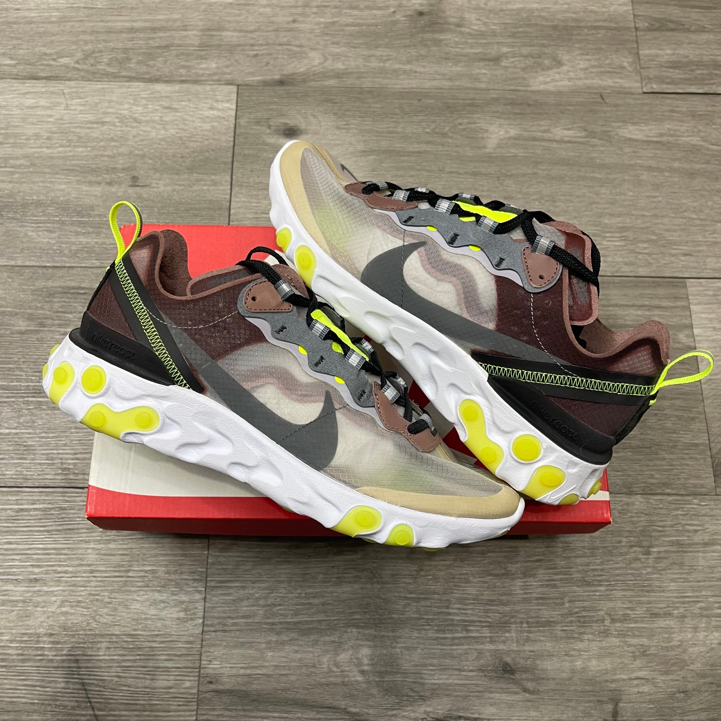 Nike React Element 87 Desert Sand Brand New Size 8.5 (Fits 