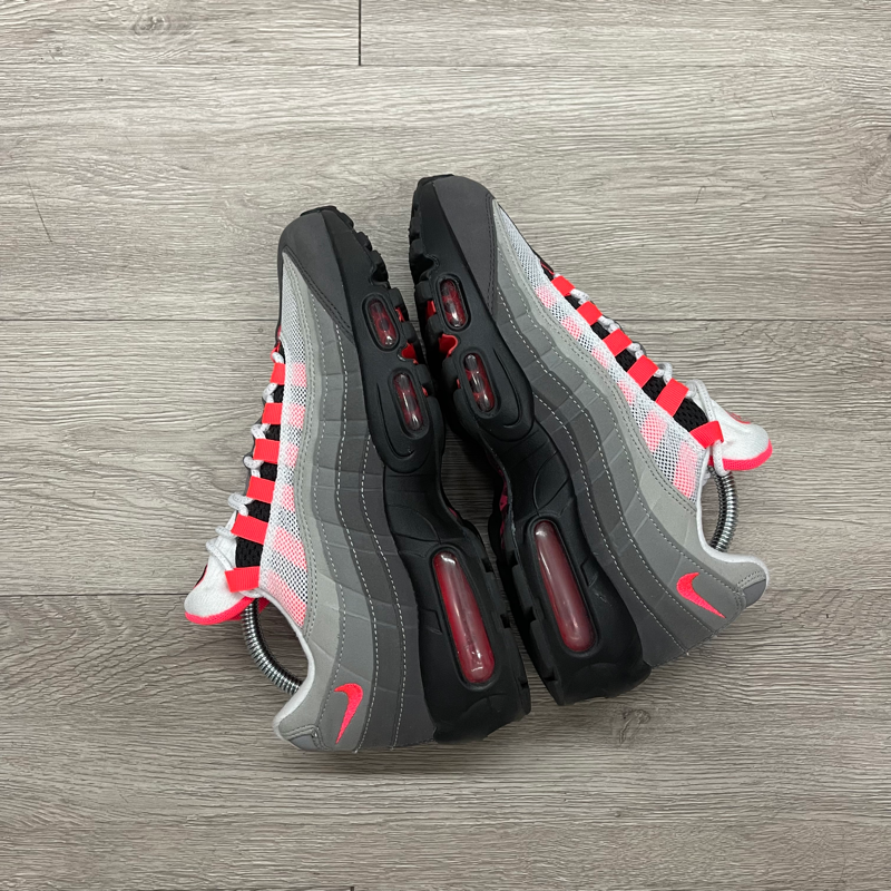 Nike Air Max 95 Solar Red (2018) Size 7.5 Shoes Only $140