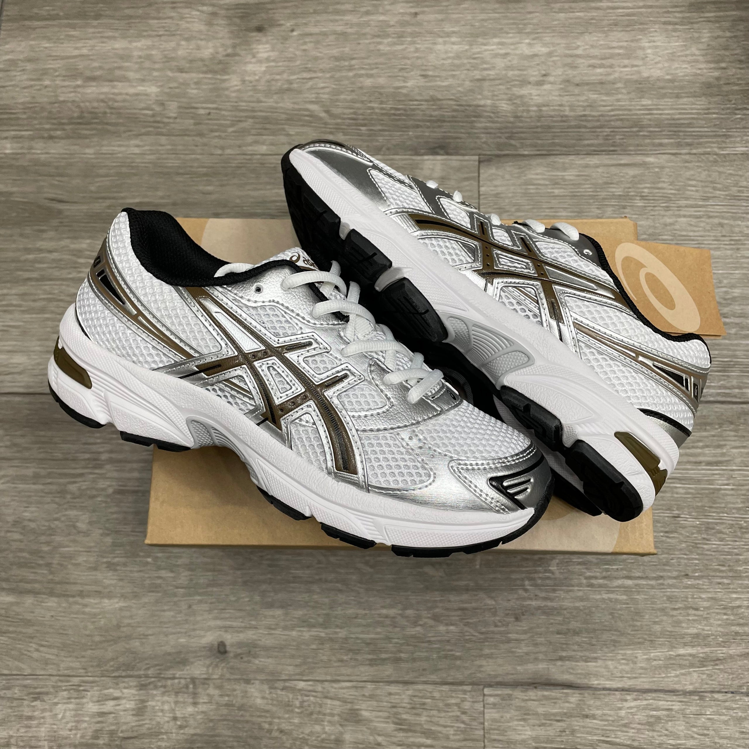 Asics gel blackhawk 4 online